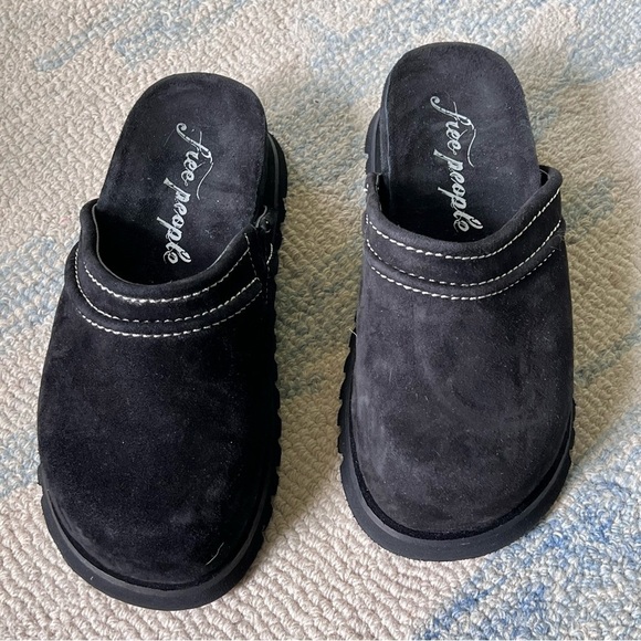 FREE PEOPLE EVERYDAY MULES IN BLACK SIZE 7.5 NWOT - Picture 2 of 8